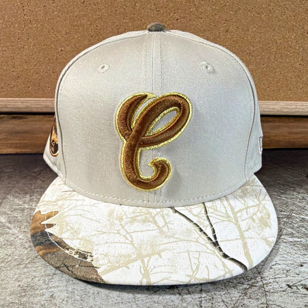 Exclusive New Era 59FIFTY Chicago Sox Camo Brim Green Underbill Fitted Hat 7 1/2